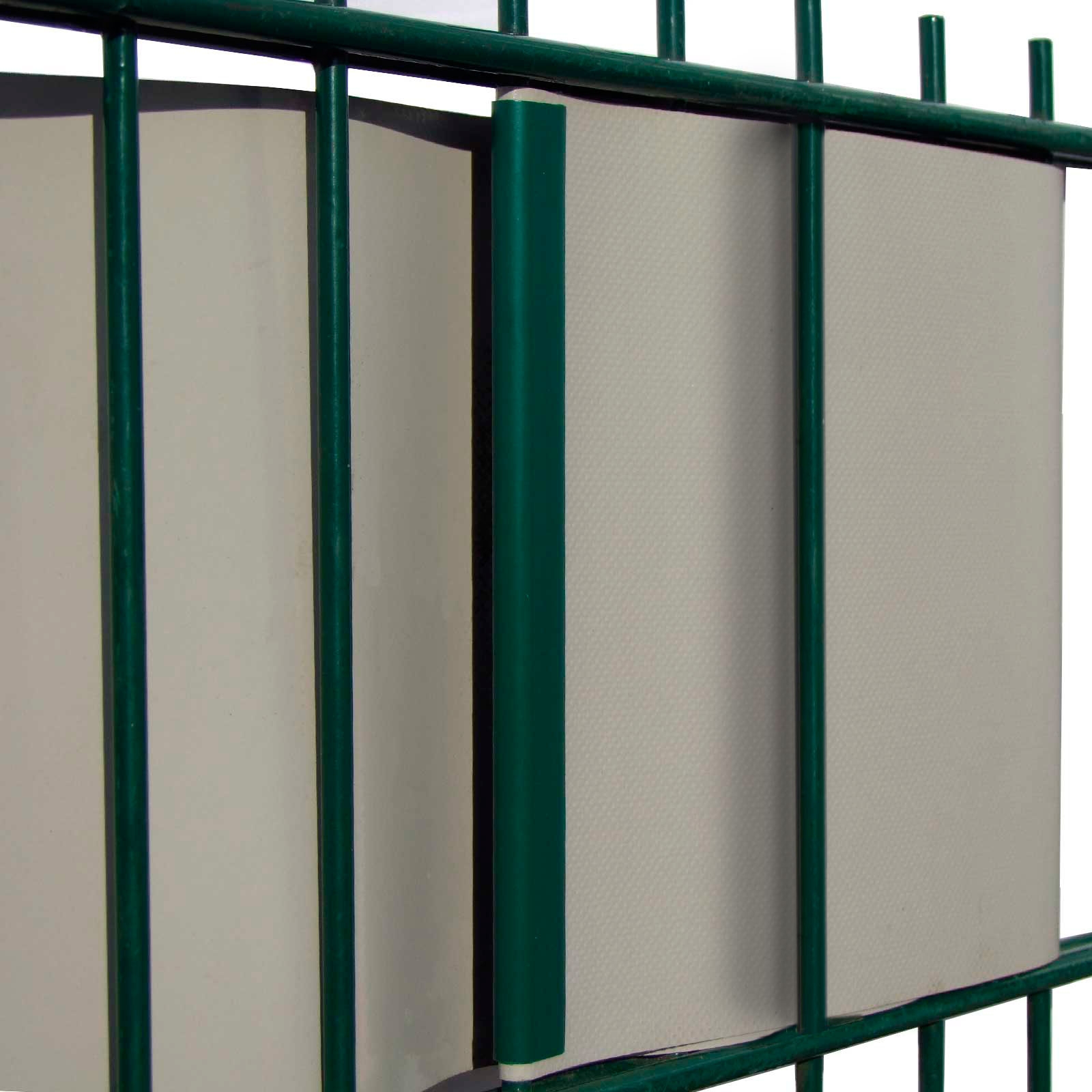 Befestigung der Sichtschutzstreifen am Gittermattenzaun M-tec Profi-line® Kunststoffstreifen ultramarin blau