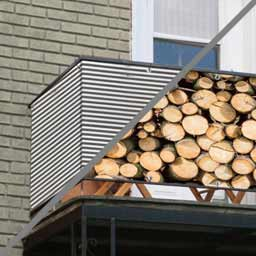 balkonmotiv-metall-holz-neu