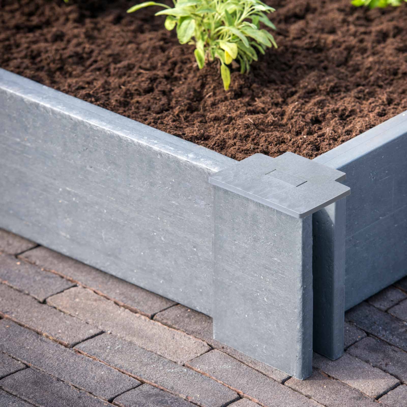 Recycling Kunststoff Hohlprofil für Gartenbeete 22/120/4cm